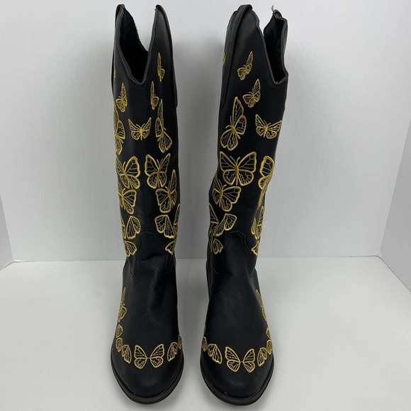 WEARELLAS Shoes - WEARELLAS Women Vintage Butterfly Pattern Boots, Size 10